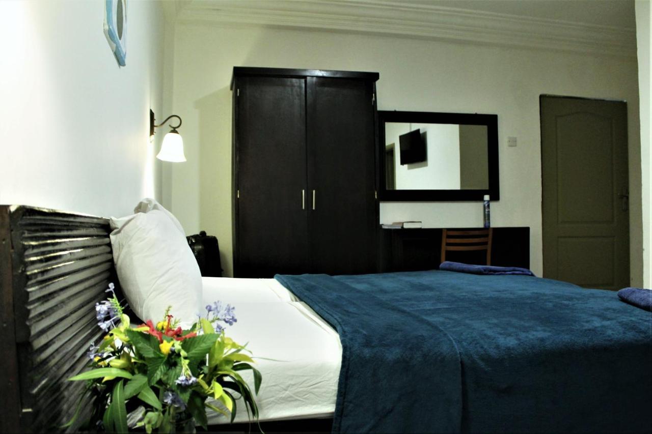 Badala Park Hotel Kotu Luaran gambar