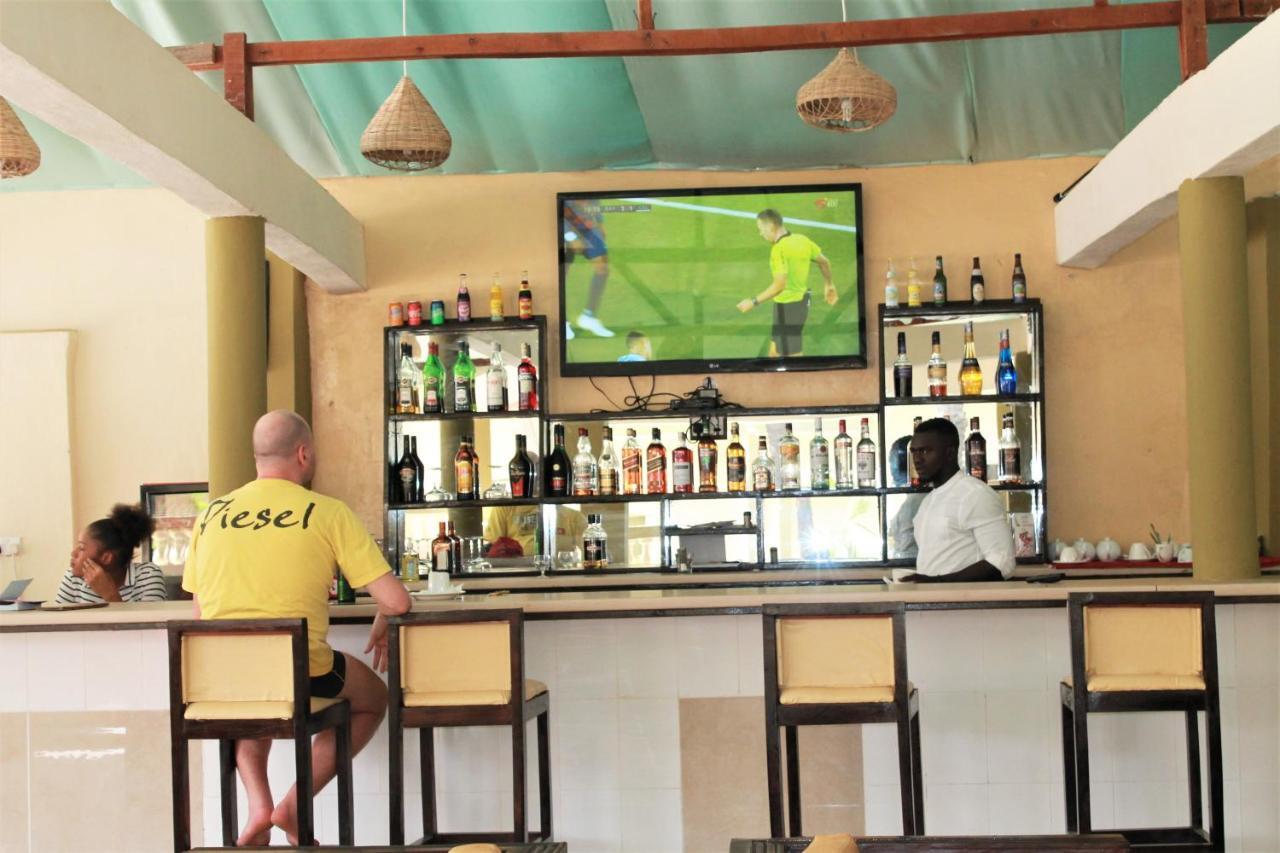 Badala Park Hotel Kotu Luaran gambar