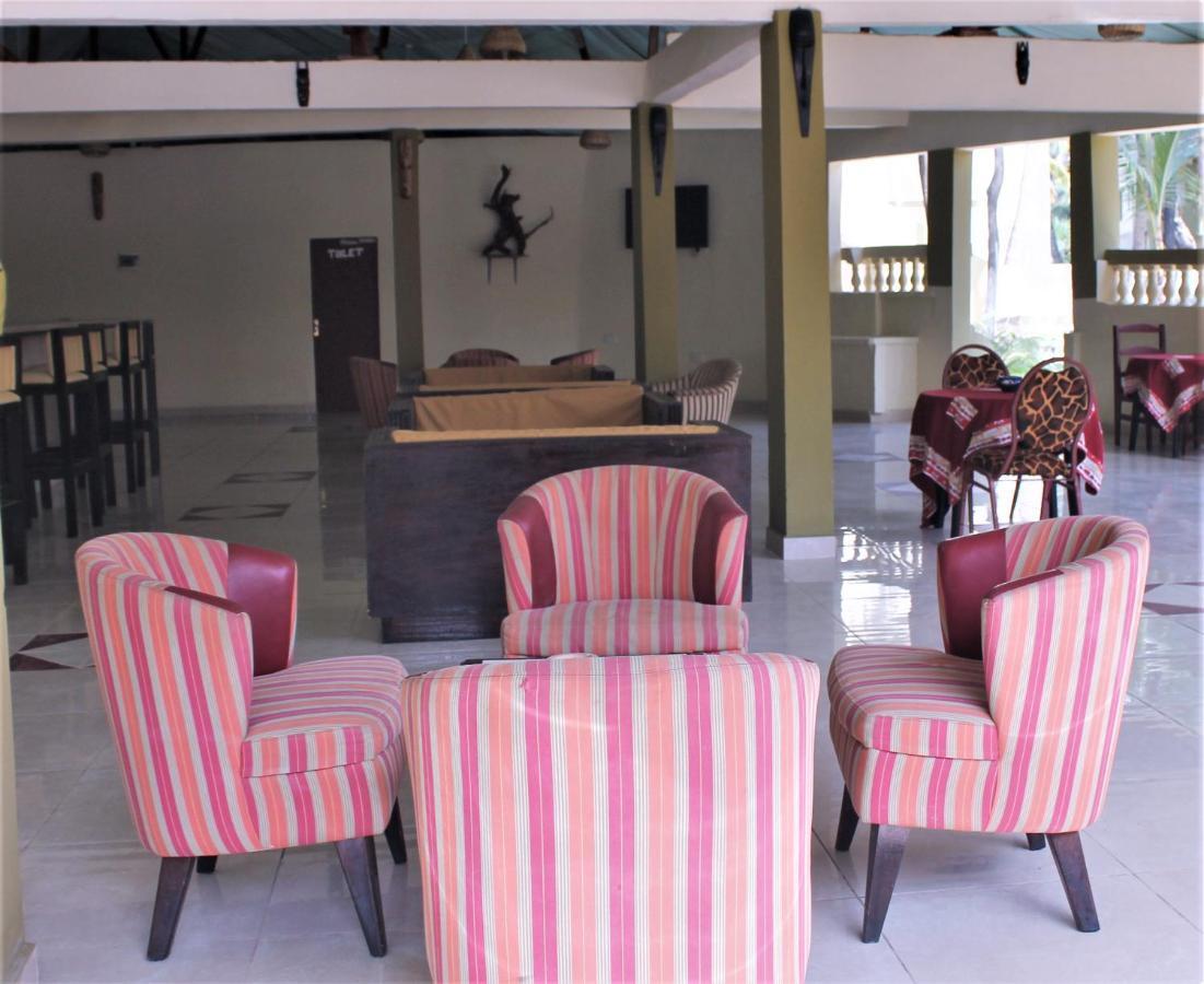 Badala Park Hotel Kotu Luaran gambar